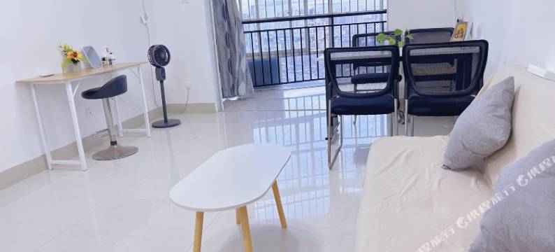 年少有为青年旅舍(广西大学地铁站店)图片