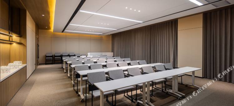 喀什古城东门轻居酒店图片