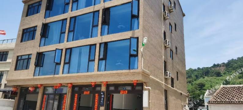 浪曼海域民宿图片