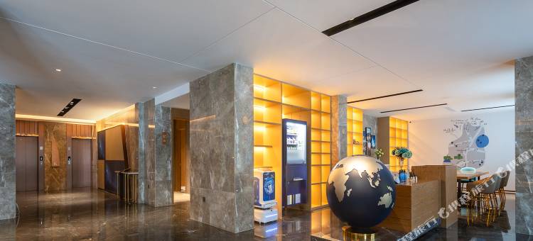 凯里亚德酒店(开封清明上河园鼓楼夜市店)图片