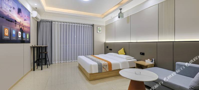 澜奢观影民宿(石家庄长安万达店)图片