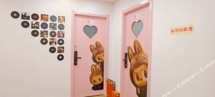 兔YOUNG青旅美宿(彭城苏宁广场徐州火车站店)图片