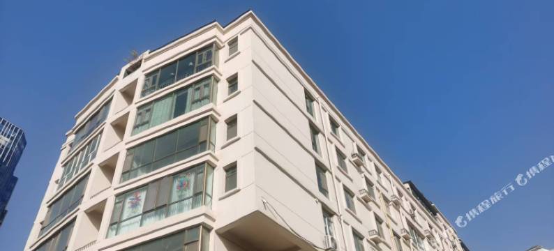 昆仑龍庭之家青旅(兰州高铁西站店)图片