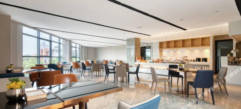 艺龙安云酒店(淮安洪泽武夷广场店)图片