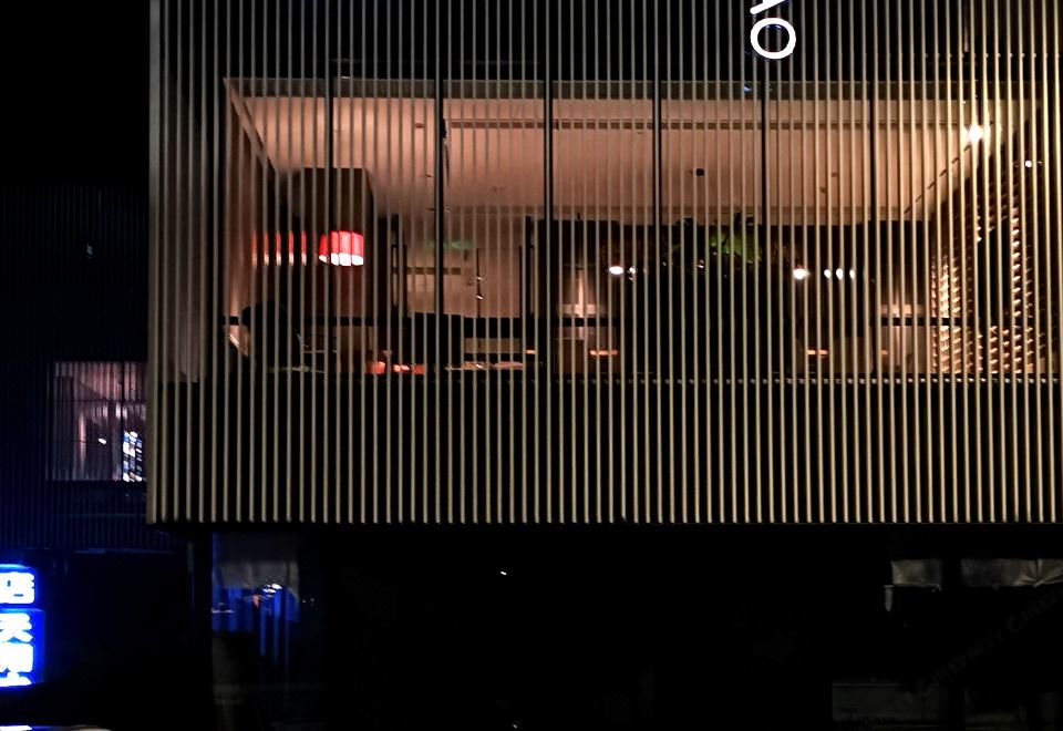 洛阳麓道十三舍酒店外景图