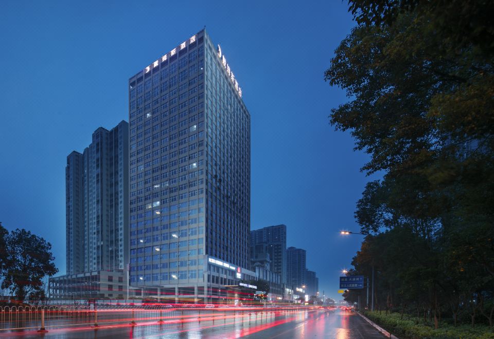 戴姆斯至尊酒店（沅江店）外景图