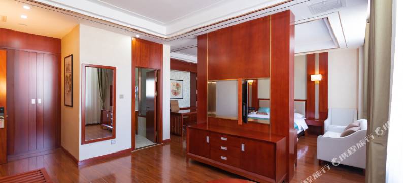 赤峰德航宾馆(玉龙机场店)图片