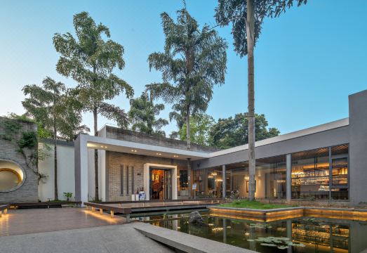 Moon Villa (Yangshu Ten-mile Gallery Yulong River)Hotel Overview