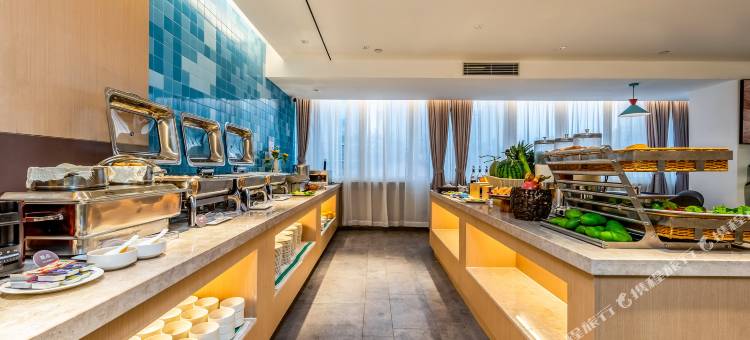 如家·neo酒店(昆明北京路东风广场地铁站店)图片