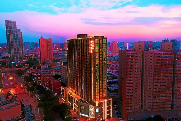 郑州二七广场美仑酒店