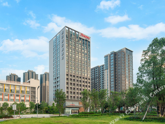 佛山三龙湾希尔顿欢朋酒店