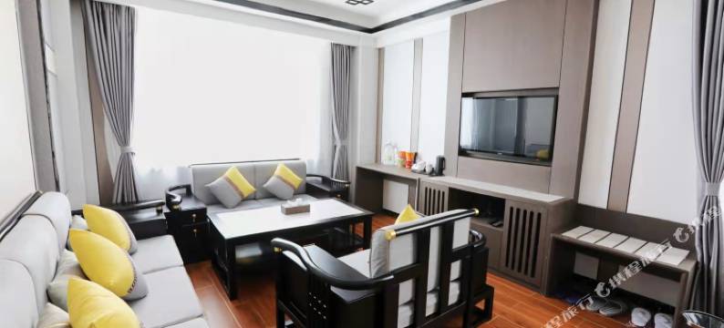 类乌齐星火富氧大酒店图片