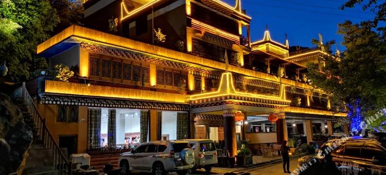 丹巴甲居三姐妹客栈图片