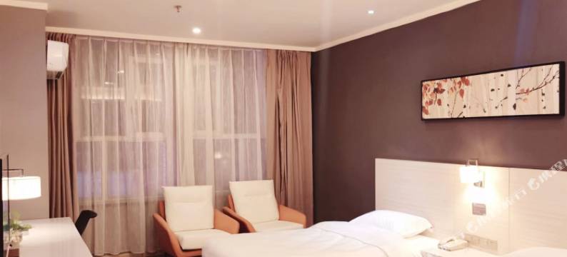 巴楚新湾假日酒店图片