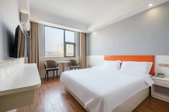 海优酒店(新蔡店)