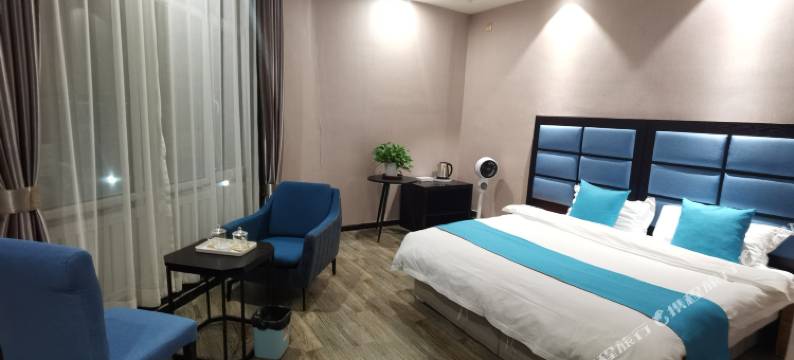 和林格尔云泰酒店图片