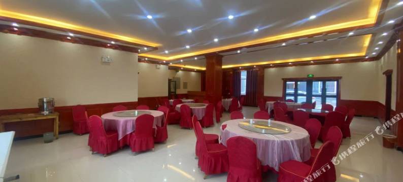 海蓝蓝酒店(黑马河店)图片