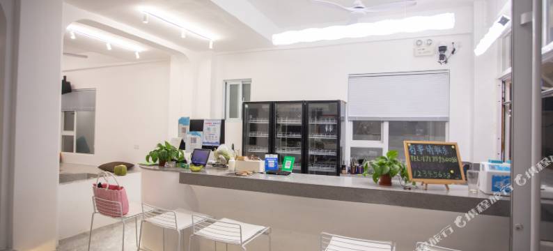 万宁浪人花园冲浪民宿(日月湾店)图片