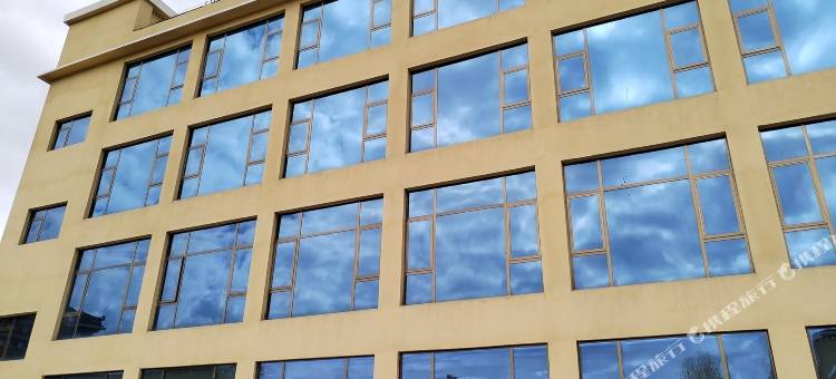 道孚岭楚酒店图片