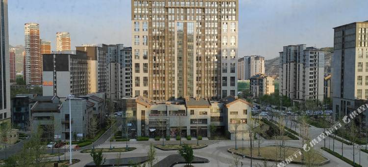 阑珊小筑酒店(承德南站大学城店)图片