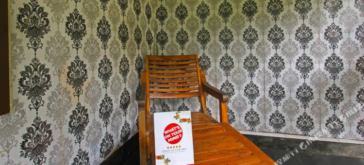 Spot on 92567 Jati Homestay Near Taman Suranadi图片
