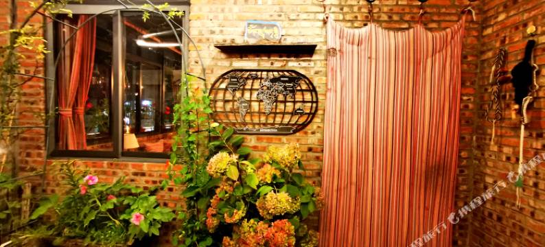 康定锅庄南无号民宿图片