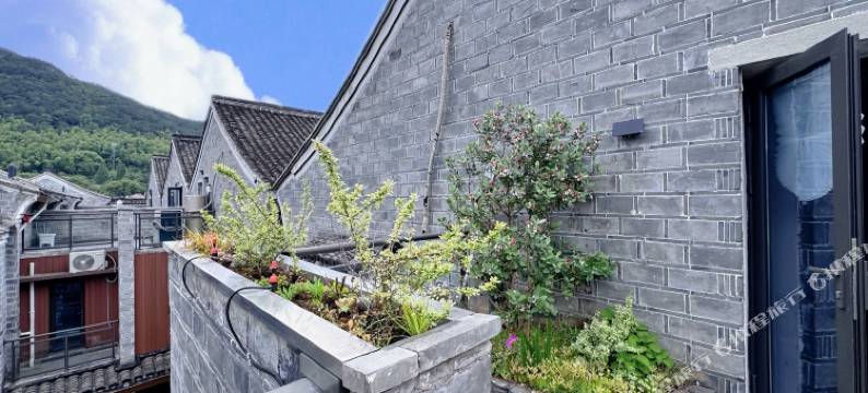 宁波东钱湖吾一山居(韩岭印巷店)图片