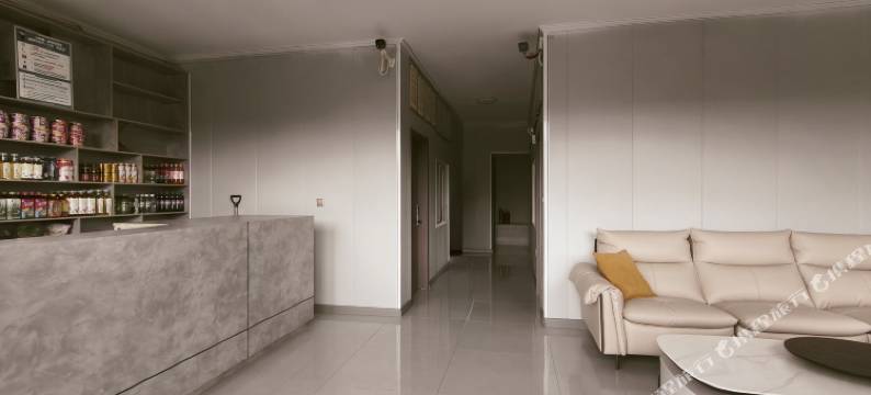 新源红松宾馆图片