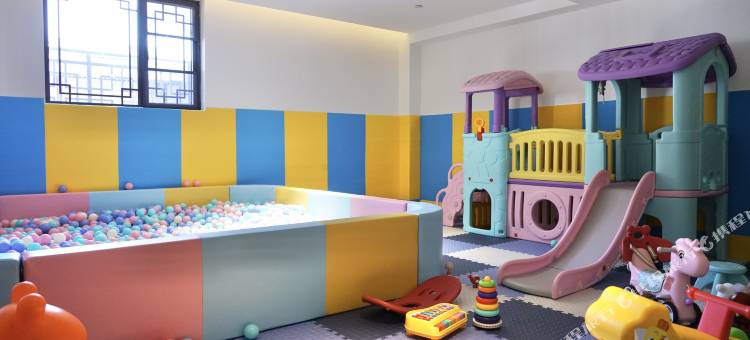 襄阳名人雅居禅意酒店(襄阳古城店)图片