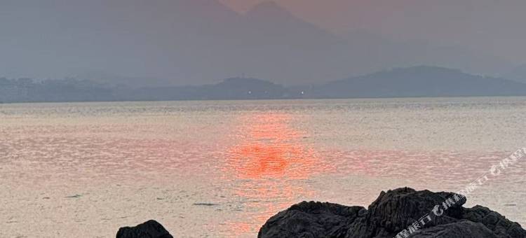 春风十里海景客栈(青岛极地海洋世界店)图片
