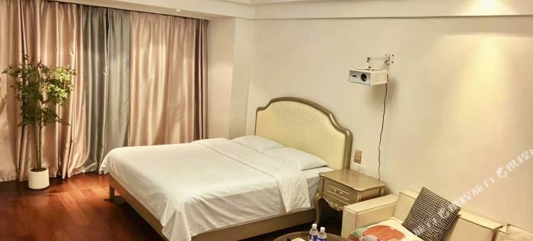 十月民宿(镜湖区万达广场店)图片