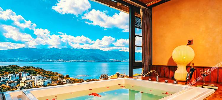 星月湾伴山海景度假酒店(大理洱海站机场店)图片