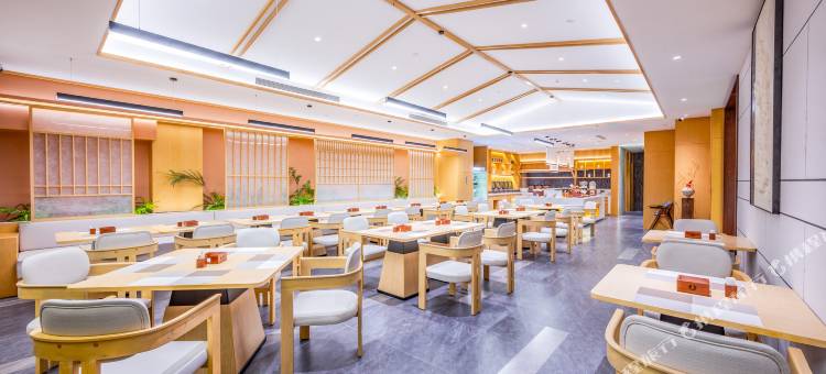 建国璞隐酒店(哈尔滨中央大街公路大桥地铁站店)图片