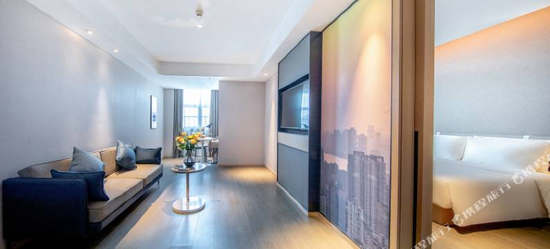 武汉大学八一路亚朵酒店图片