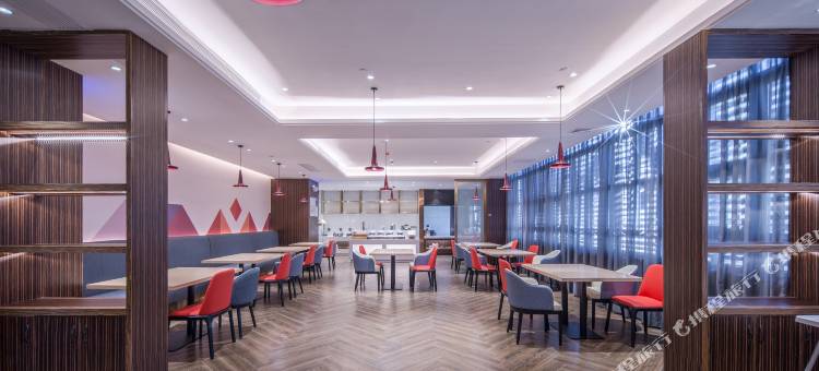 柏曼酒店(崇左中心步行街民族师范学院店)图片