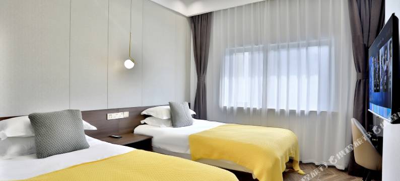 海宁后街酒店(盐官古城观潮景区店)图片