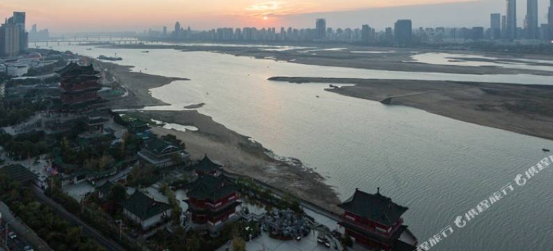 象湖艳阳天公寓(南昌南京西路店)图片