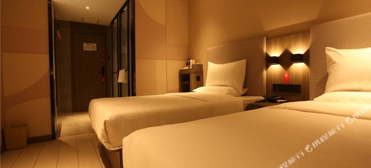 怡莱酒店(长春砂之船地铁站店)图片