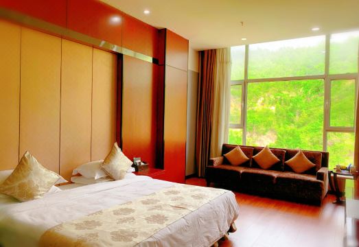 Moonlight Hotel Hotel Overview