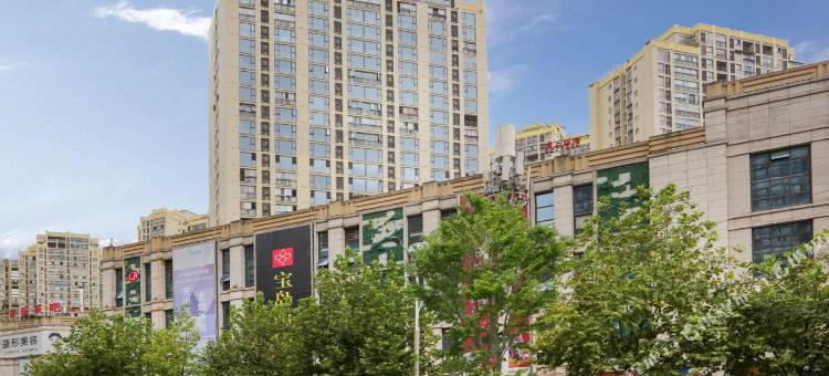 阆中名人豪宜酒店(中央天街市政府店)图片