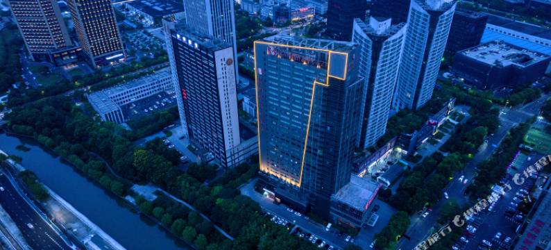 杭州滨江宝龙城诚业路亚朵酒店图片