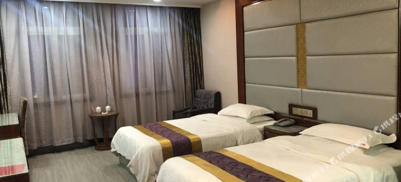 金辉商务酒店(武当山西站店)图片