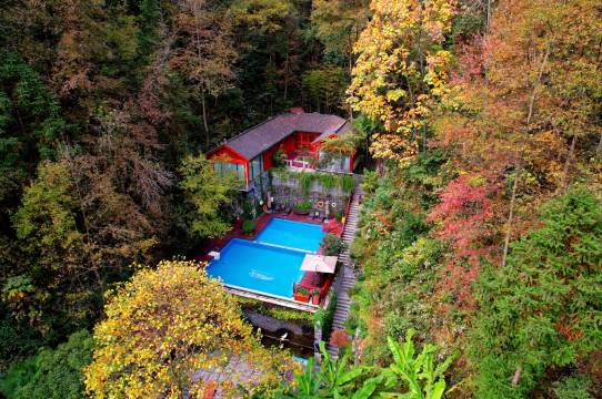 SECLUSION|雪晴集人文半山民宿(凤凰古城店)图片
