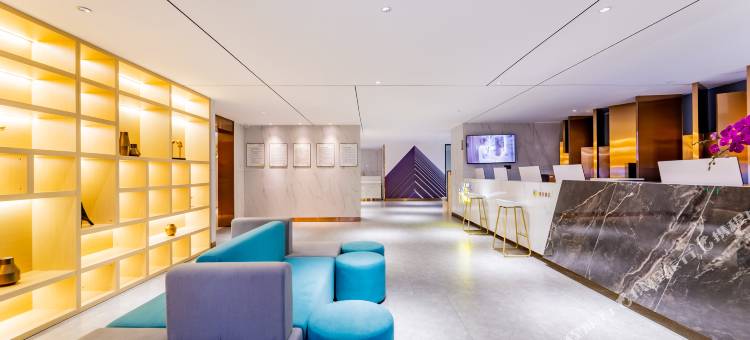 潮漫酒店(银川高铁站新华联广场店)图片