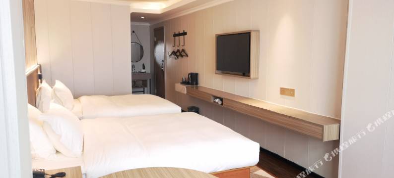 柏曼酒店(龙岗石芽岭地铁站店)图片