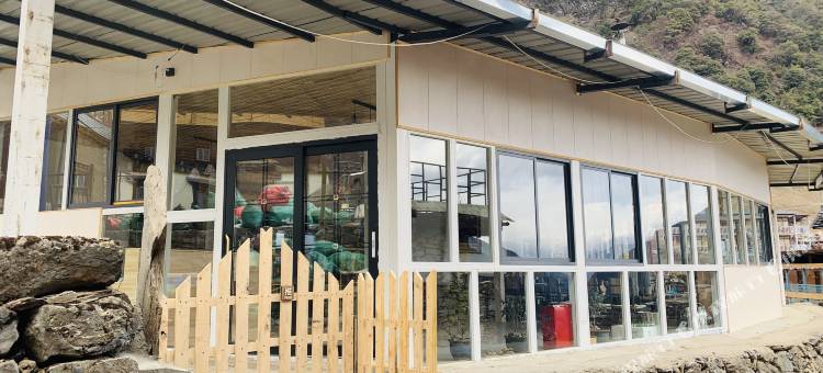 德钦雨崩行者山舍(上雨崩)图片