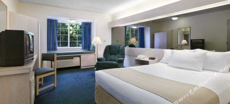 棕榈海岸 I-95 温德姆麦客达套房酒店(Microtel Inn & Suites by Wyndham Palm Coast I-95)图片