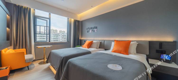 丽橙酒店·趣ONE(荆门万达店)图片