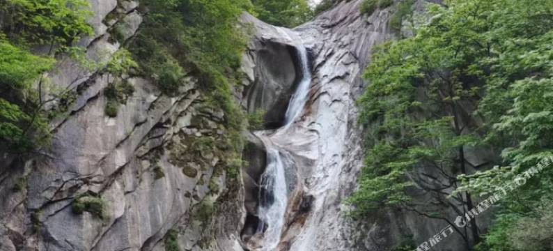 鲁山石人山庄图片