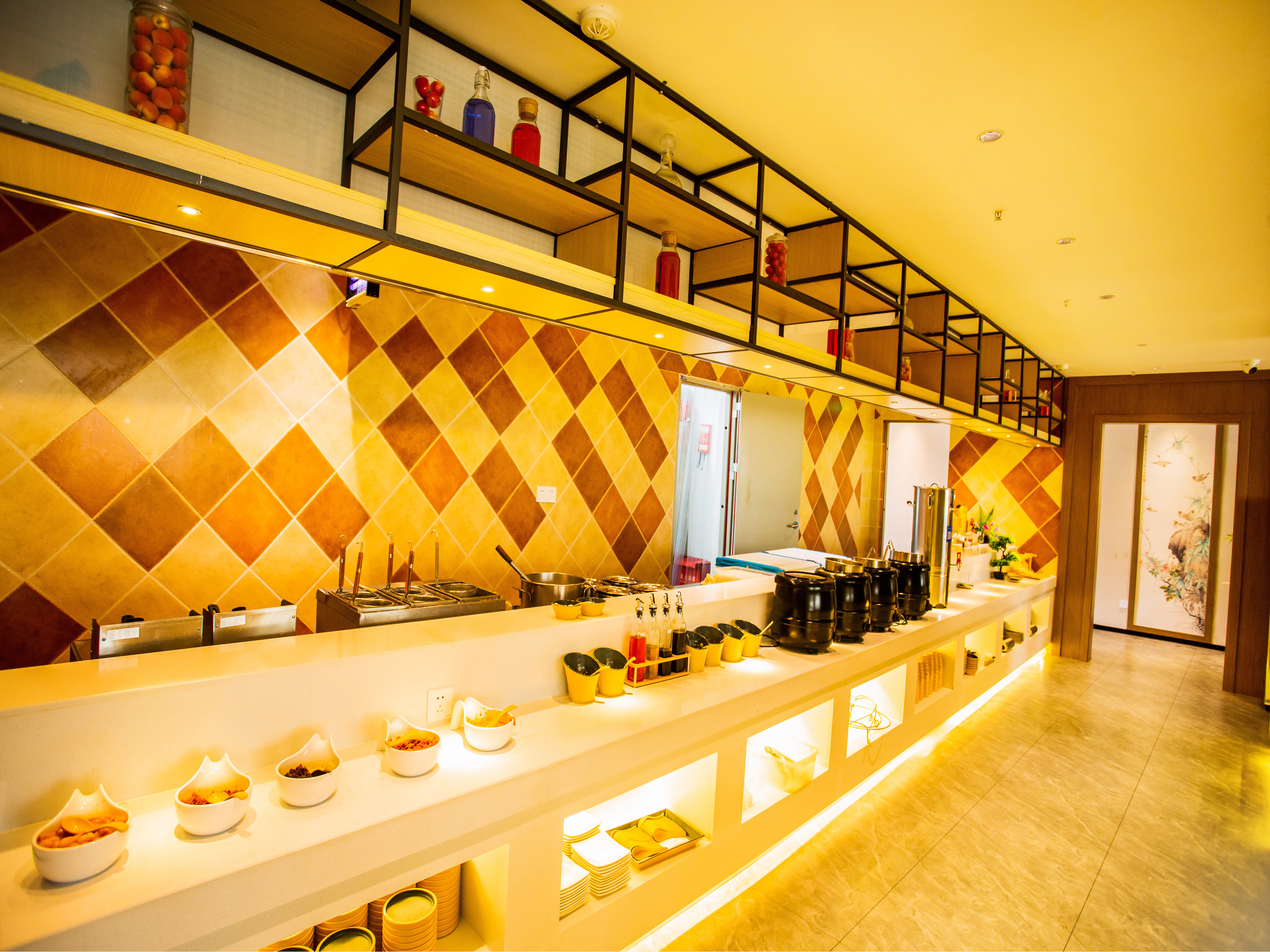 Yipin holiday hotel Hotel Overview